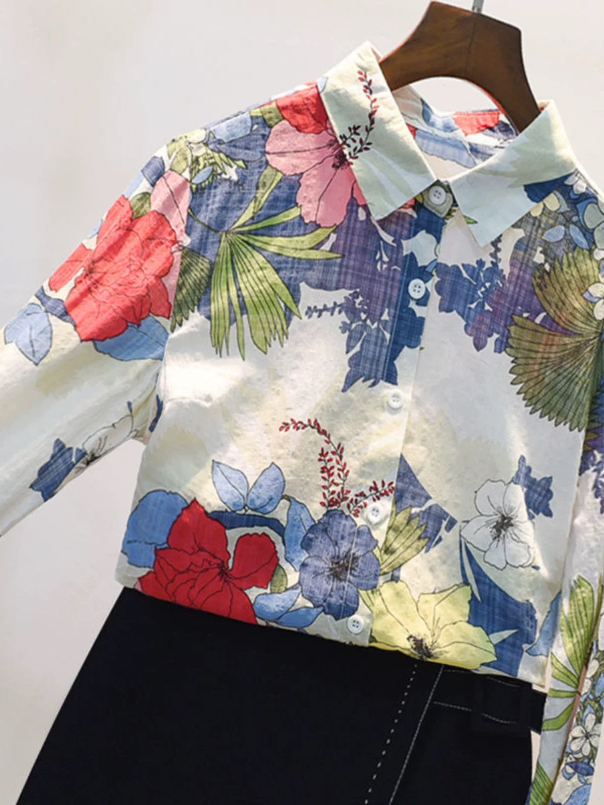 Brand Discount Store Genuine Women's Printed Shirt Women's Retro Spring and Autumn Loose Cotton and Linen Floral Top Women's Summer Long Sleeve