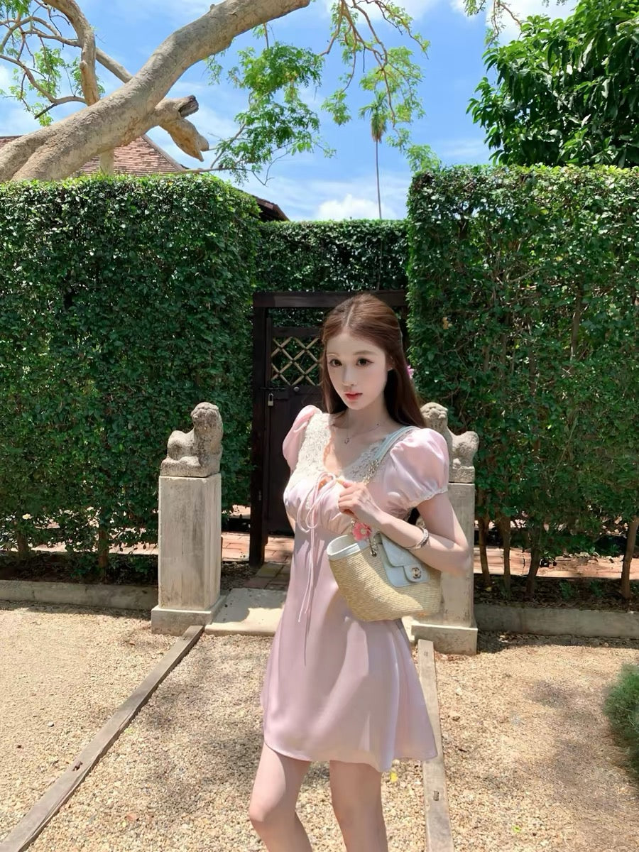 JUNSTUDIO [Ch10e Heiress] Pink Lace Crochet Satin Dress