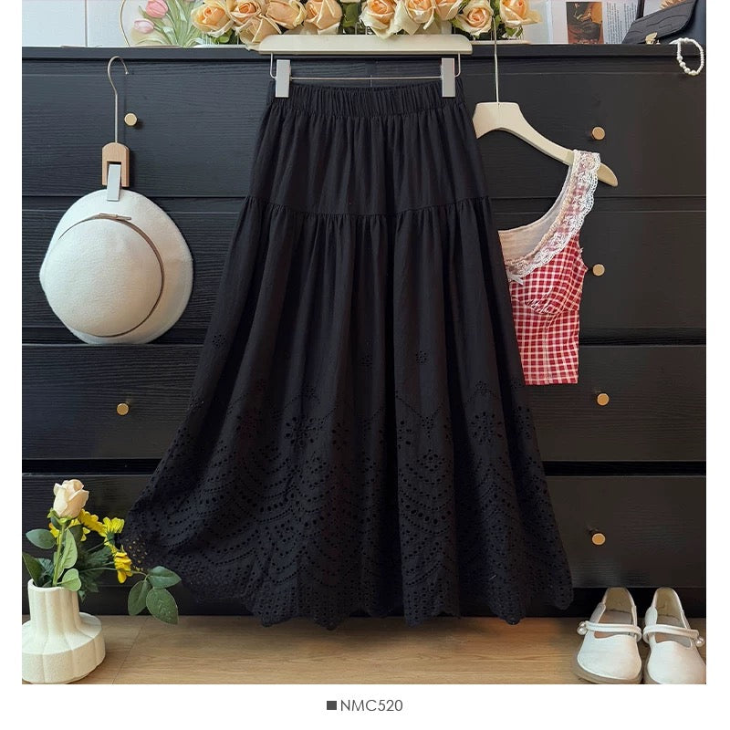 French-style sweet and youthful hollowed-out lace crochet midi skirt for women, summer 2025, high-waisted, pleated, loose-fitting, wide-skirted umbrella skirt.