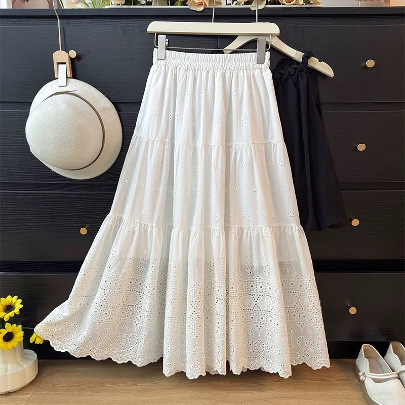 French-style openwork crochet embroidered white midi skirt for women, spring 2026, elastic waist, hip-covering A-line full skirt.