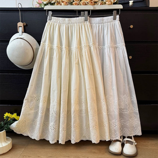Gentle and elegant hollowed-out crocheted embroidered midi skirt, new winter style for 2025, youthful, high-waisted, pleated, loose-fitting, A-line skirt.