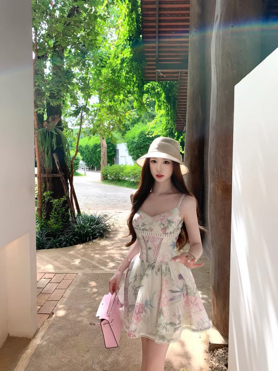 JUNSTUDIO 【Summer Floral】Floral Lace Sundress