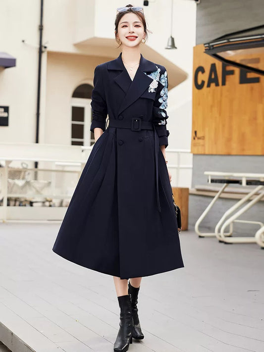 This year's popular trench coat for women, mid-length, 2025 spring and autumn new style, fashionable, high-end embroidered waist coat
