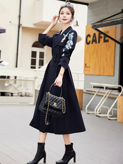 This year's popular trench coat for women, mid-length, 2025 spring and autumn new style, fashionable, high-end embroidered waist coat