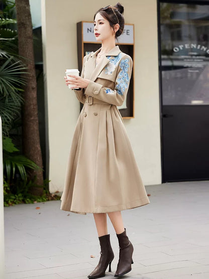 This year's popular trench coat for women, mid-length, 2025 spring and autumn new style, fashionable, high-end embroidered waist coat