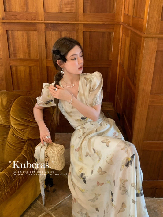 KUBERAS [Butterfly Flower] French retro butterfly flower V-neck short-sleeved top + high-waisted long skirt, 2 colors included