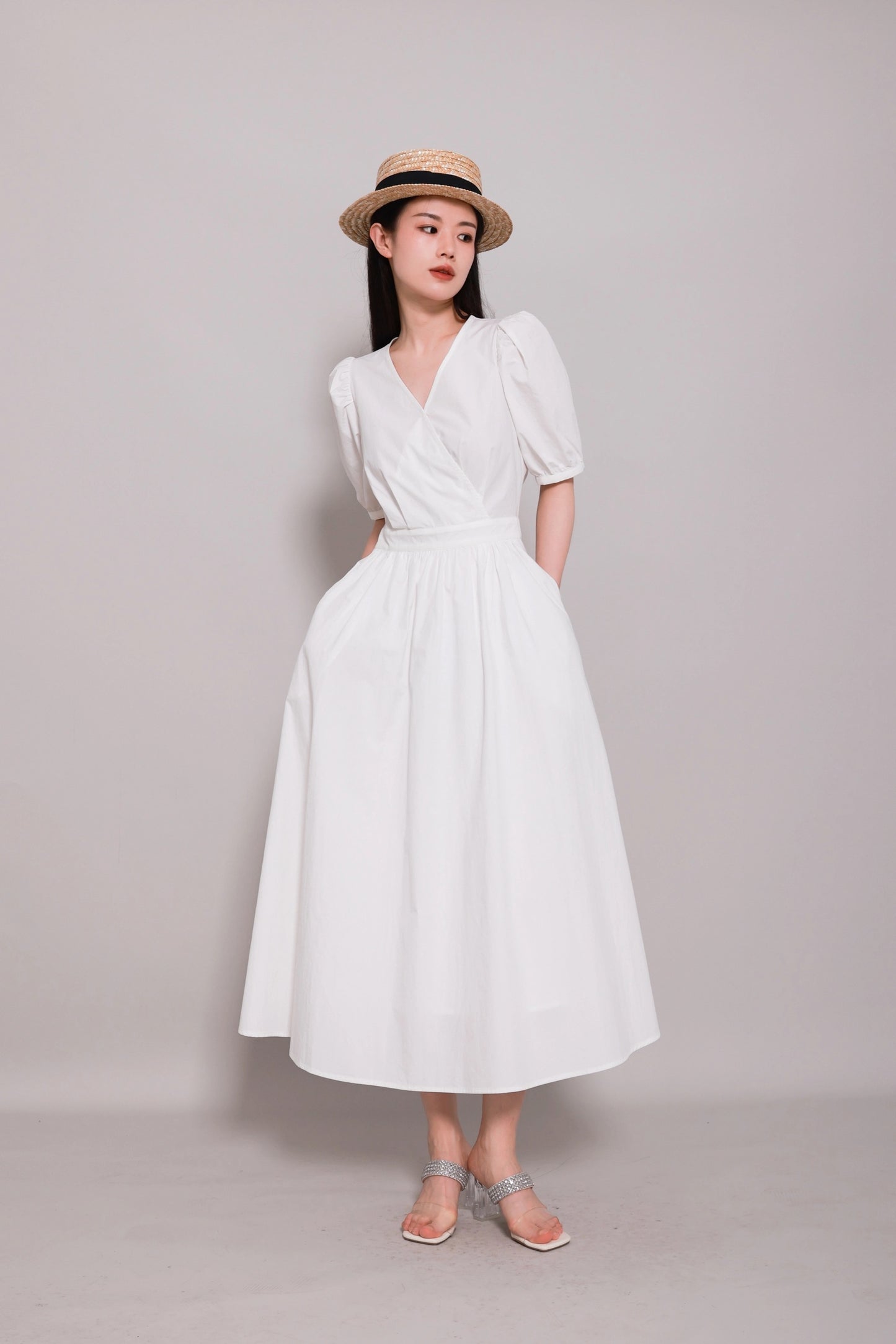 Huajia studio new 2024 summer commuting V-neck high waist peacock blue solid color pullover backless short-sleeved long skirt