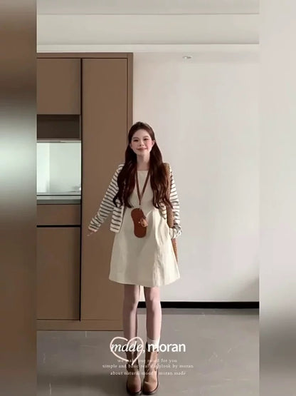 A complete set of Korean chic unique and beautiful suits for spring women, knitted cardigan dress two-piece suit