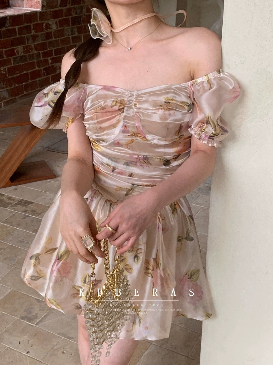 KUBERAS [Camellia Fu] Retro and fashionable one-shoulder ink-painted flower puff-sleeve dress in 2 colors