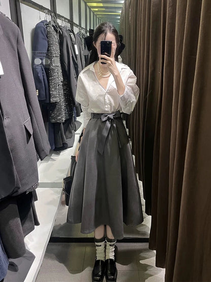 A complete set of ootd outfits for a younger look, a high-end spring suit, a long-sleeved shirt top, a high-waisted skirt, two-piece suit