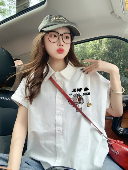 White short-sleeved shirt with small flutter sleeves for women, summer 2025 new style, loose and lazy trendy top and shirt.