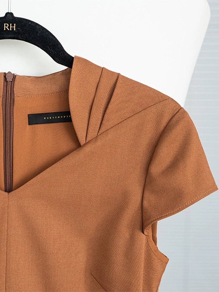 Luo Yi's light, mature and gentle style caramel color dress 2024 sprin   Lee Nhi Boutique
