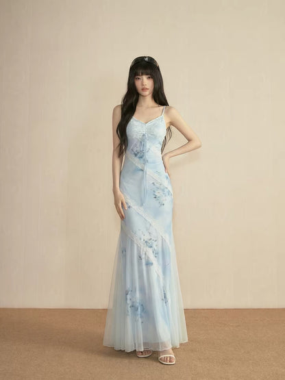 French-style blue lace mesh slip dress for women, perfect for summer beach vacations, slim fit, bodycon fishtail maxi skirt.