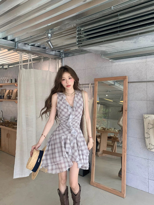Pinky Piggy Throbbing Mist Korean plaid irregular v-neck dress waist slimming short skirt