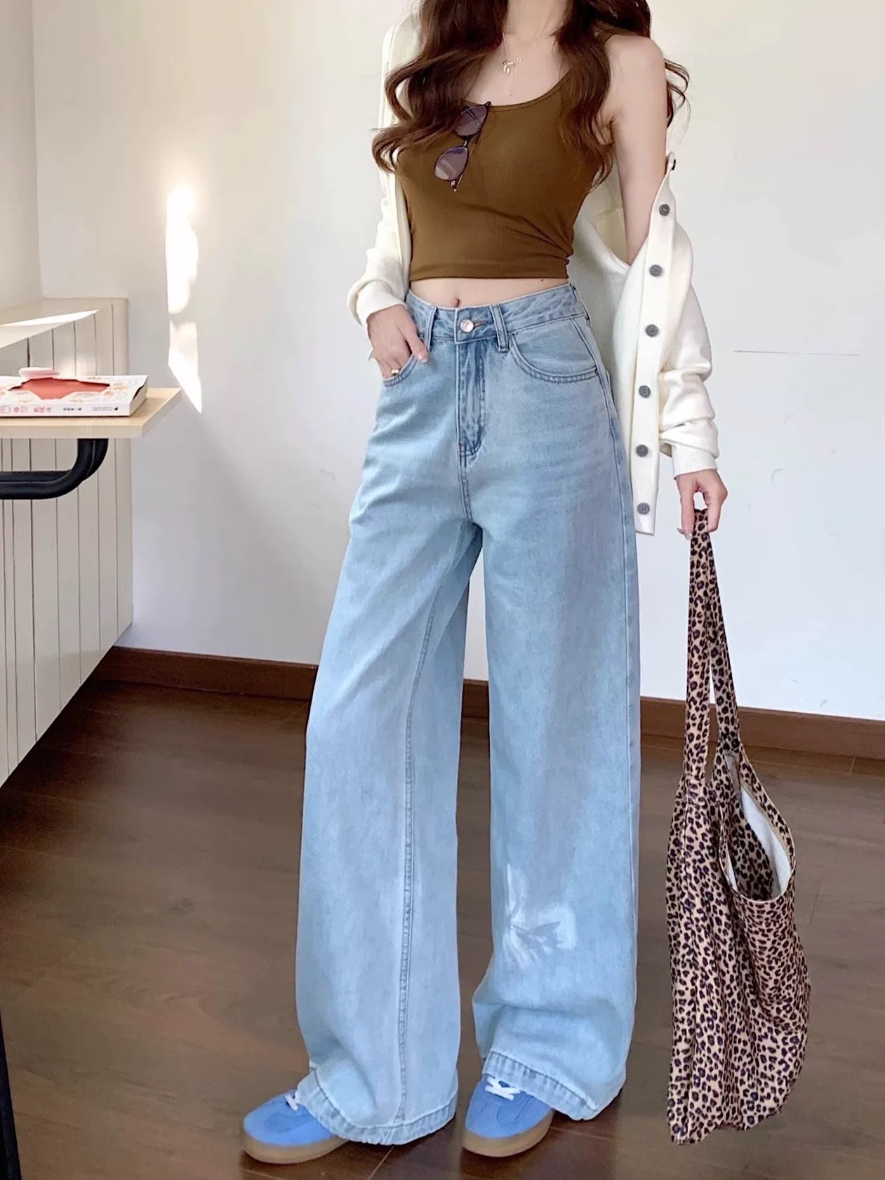 Kumikumi retro washed blue wide-leg jeans for women spring versatile loose straight pants high waist mopping pants