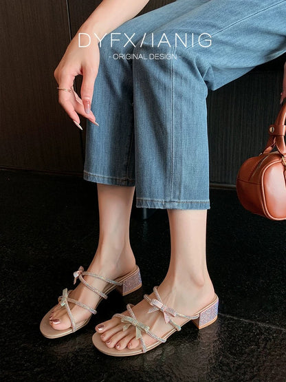 Rhinestone bow sandals for women, 2024 new style, perfect for pairing with skirts, fairy-like style, high-end chunky heel slippers, suitable for wearing alone.