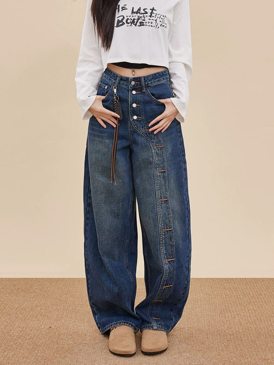 EDX American-style curved blade jeans for women, 2025 Fall/Winter, retro button and sickle design, high-waisted wide-leg curved blade pants.