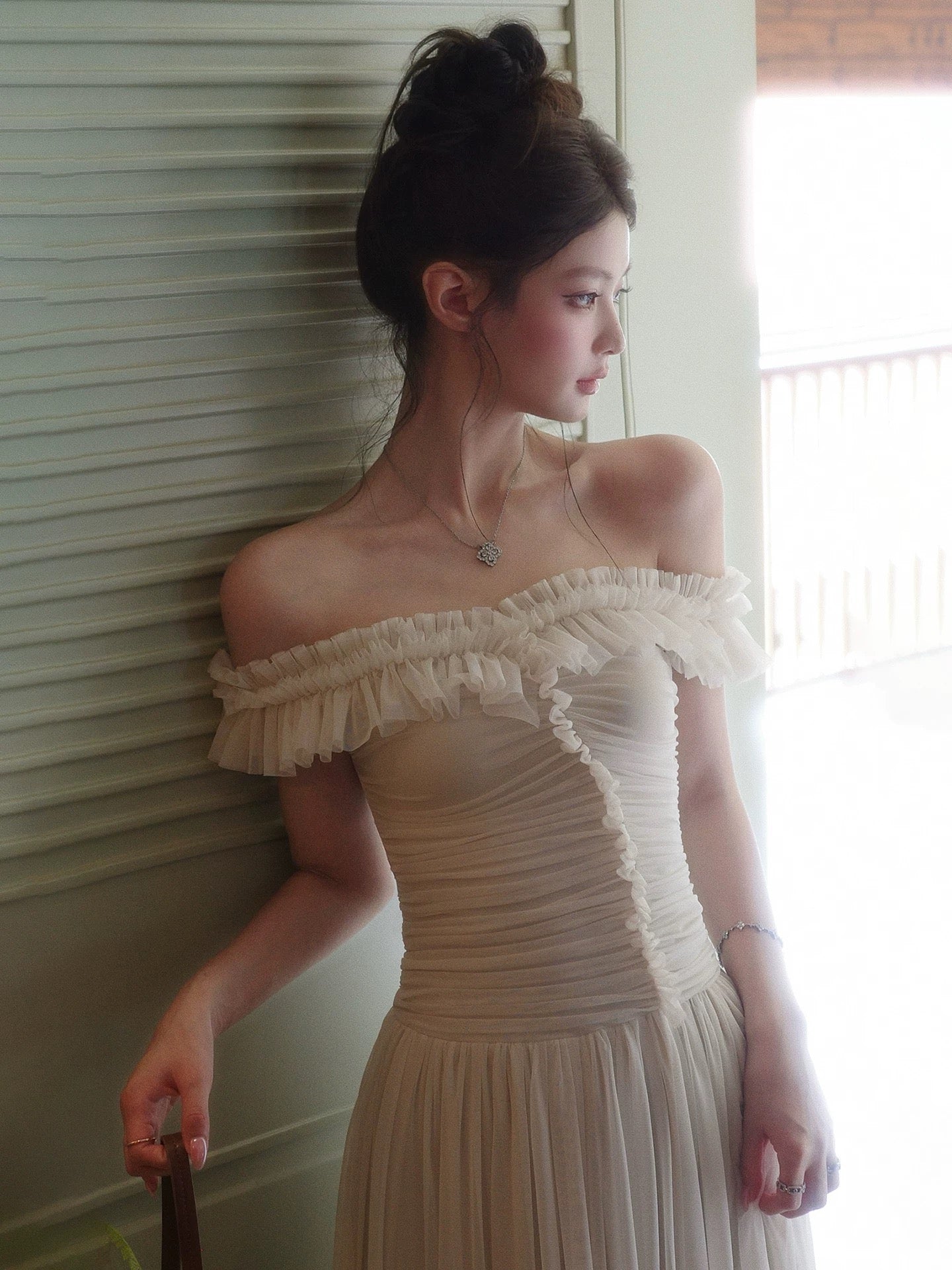 Xie Burou, Ruffled Off-Shoulder Mesh Dress for Women, Summer French Style, High-End, Slim Fit A-line Long Skirt