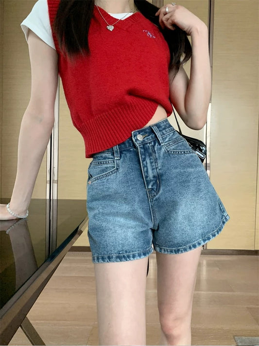 Distressed retro washed jeans for women summer 2025 high waist slim hot pants versatile black shorts hot girl pants