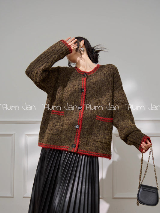 Plum Jan/American Retro Color Block Round Neck Knit Cardigan for Women, Autumn/Winter 2025, Lazy Style, Soft and Cozy Sweater Jacket