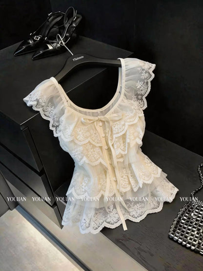 French chic and pretty V-neck ruffled lace trim chiffon cake tulle skirt/doll top for summer.