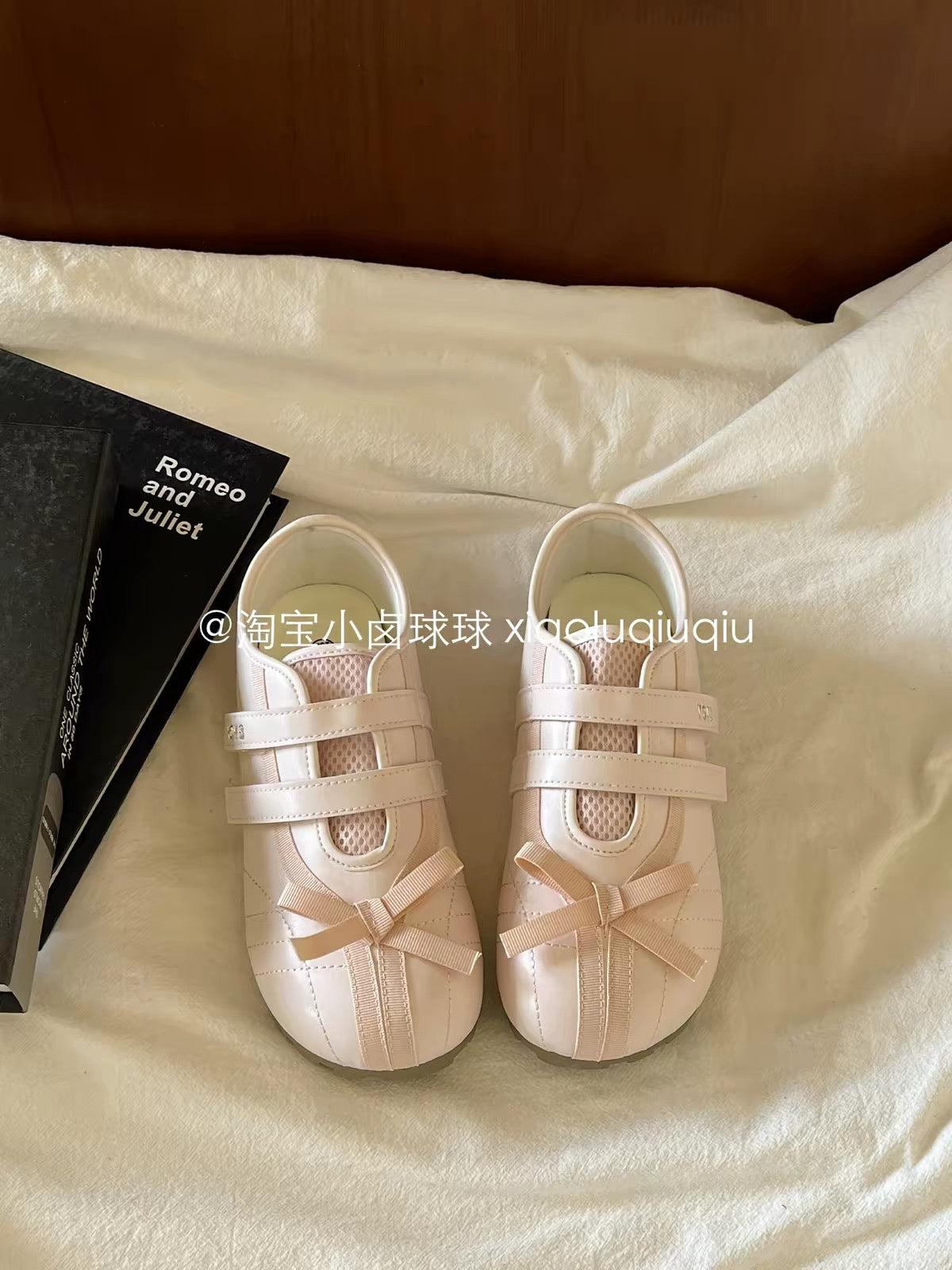 Xiao Lu Qiuqiu – 2026 New Spring Mary Janes: Trendy, Versatile Ballet-Style Casual Flats for Women