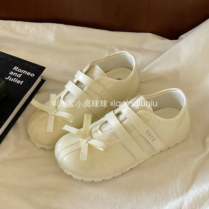 Xiao Lu Qiuqiu – 2026 New Spring Mary Janes: Trendy, Versatile Ballet-Style Casual Flats for Women