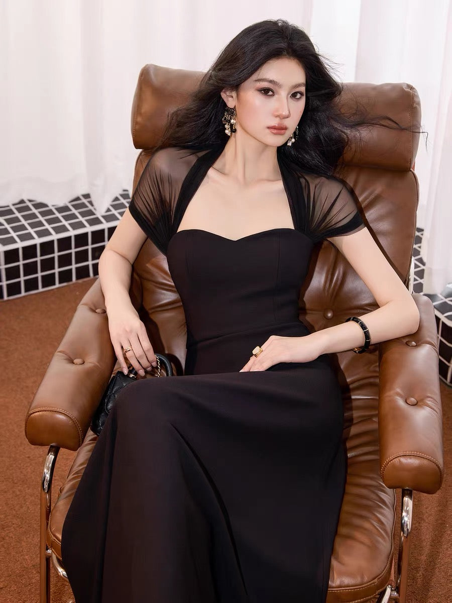 Deeply customized, pure and alluring, waist-cinching, slimming mesh patchwork dress for women, stylish and chic long dress.
