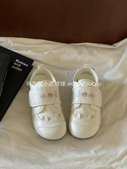 "Little Braised Ball" Velcro Sneakers (2026 New Model): Platform white sneakers designed to add height—ideal for petite women.