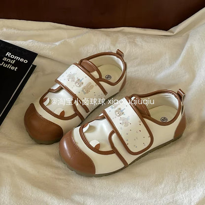 "Little Braised Ball" Velcro Sneakers (2026 New Model): Platform white sneakers designed to add height—ideal for petite women.