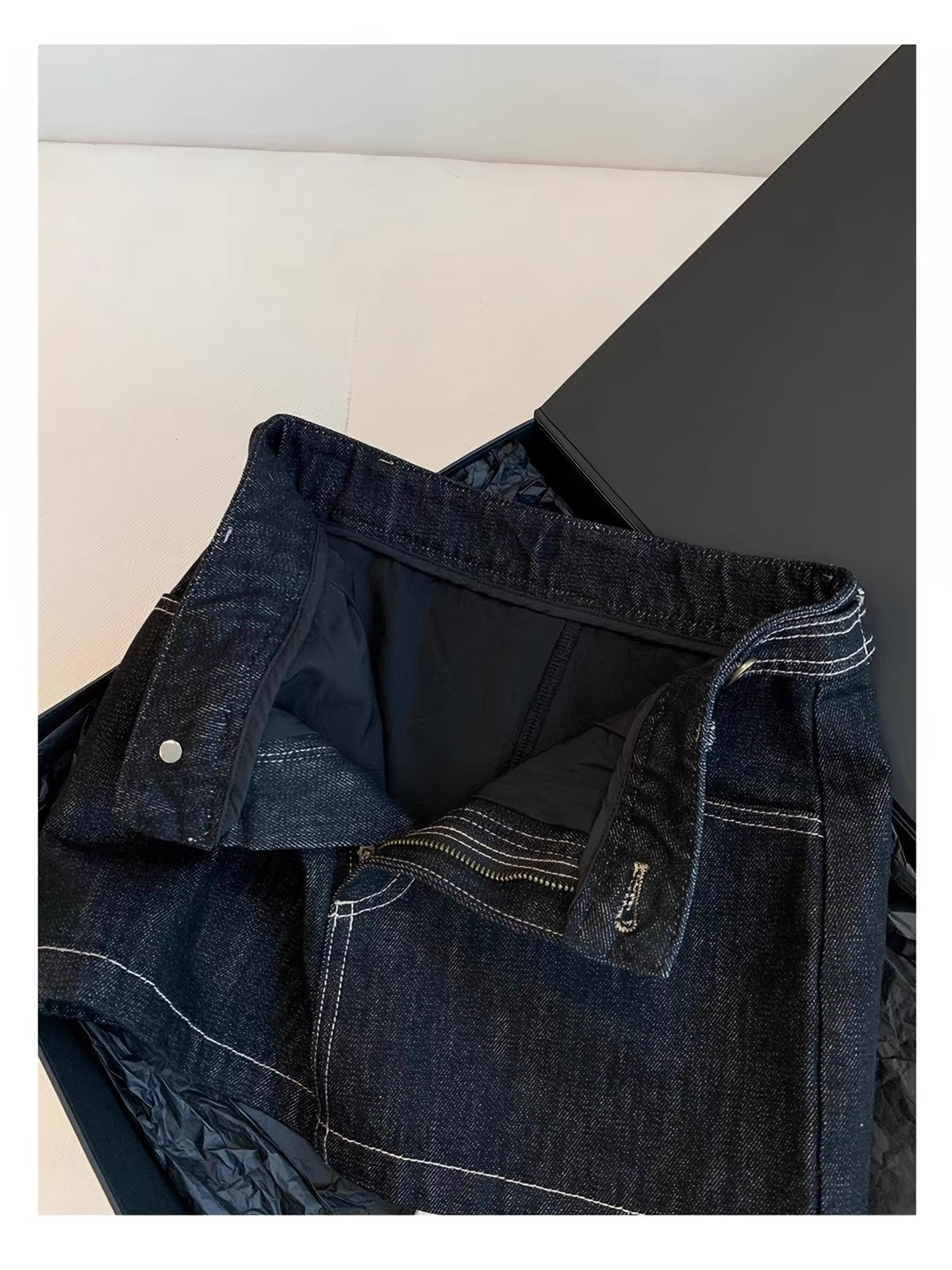 Shimmer Denim Skirt" – A playful, casual Korean-style mini skirt with a zipper.
