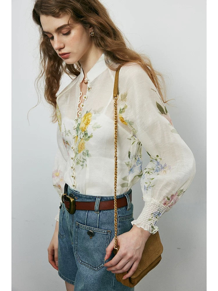 Ready stock ~ 6000+ silk linen shirts, French stand-up collar, lantern sleeves, printed mulberry silk sunscreen tops on the counter