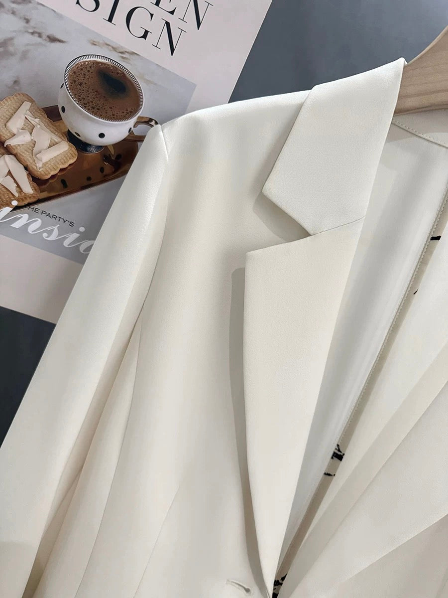 Beige Korean style temperament suit jacket women's summer thin section 2025 new nine-point sleeves fashionable commuter suit trend