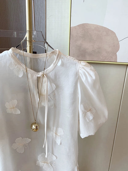 New Chinese style three-dimensional butterfly embroidered short-sleeved shirt for women 2024 summer new style sweet short top for small people to reduce age