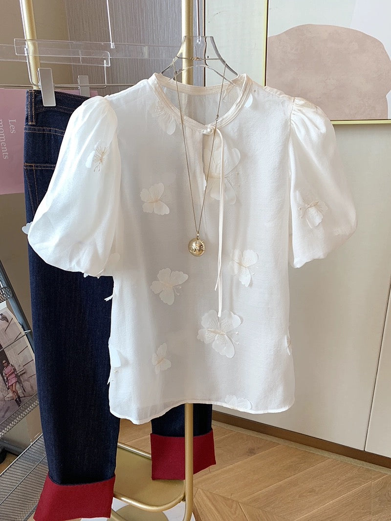New Chinese style three-dimensional butterfly embroidered short-sleeved shirt for women 2024 summer new style sweet short top for small people to reduce age