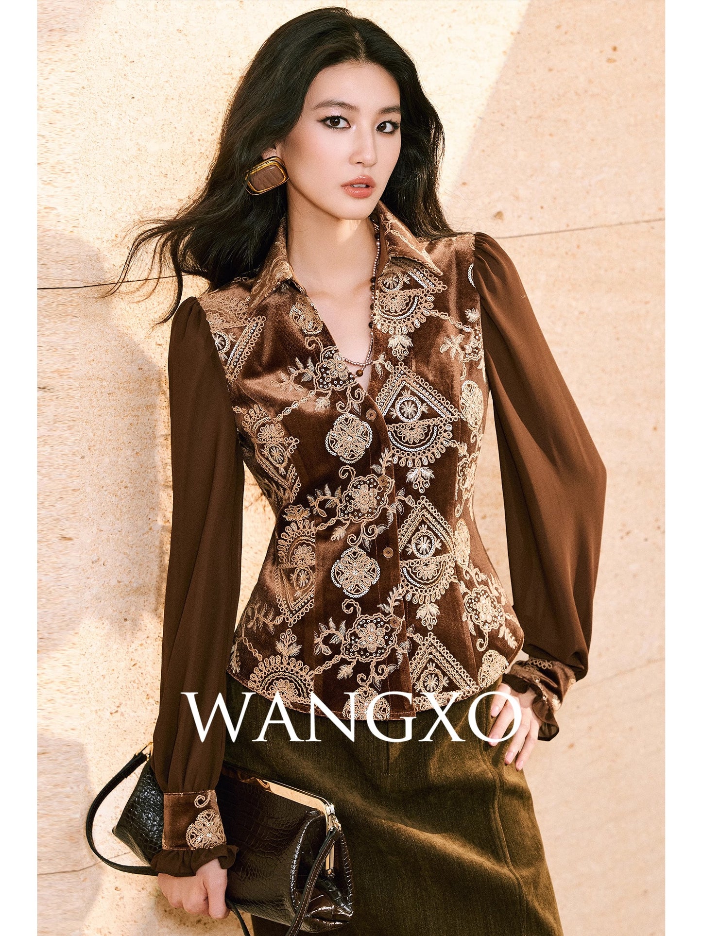 WANGXO｜Heavyweight and Gorgeous Embroidery with Retro Patterns｜Court Style Chiffon Puff Sleeve V-Neck Fitted Waist Top