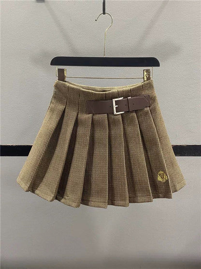 Preppy style plaid pleated midi skirt for women, new autumn/winter 2025 design, retro style, high-waisted, slimming A-line short skirt