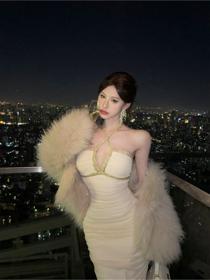 Dust Deng Deng Internet celebrity fashionable and sexy white French slimming niche design dress D24Q4036