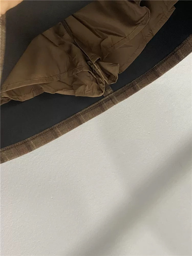 Retro brown wool plaid midi skirt for women, 2025 autumn/winter, preppy style, high-waisted, slimming A-line bodycon mini skirt.