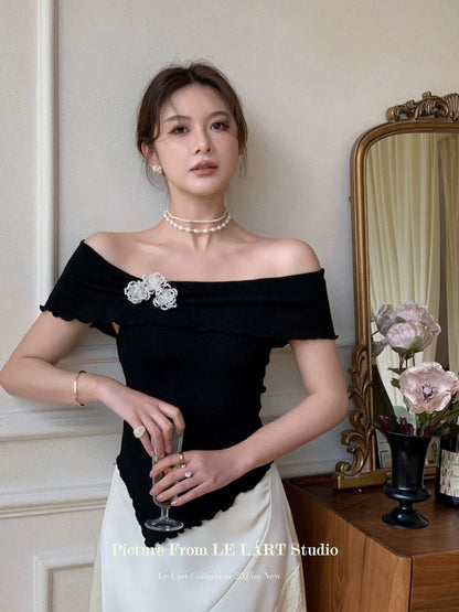 LELART French elegant temperament irregular top off-shoulder earrings one-shoulder pearl flower sweater