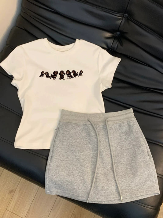 Summer refreshing outfit ~ Summer white straight shoulder slim short-sleeved T-shirt for women with gray skirt and petite suit