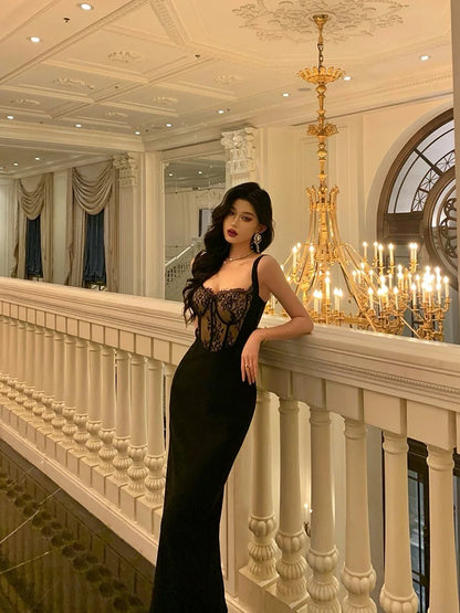 Gft sTudio [Marin's daughter] Pure desire niche temperament slit hip lace splicing suspender dress