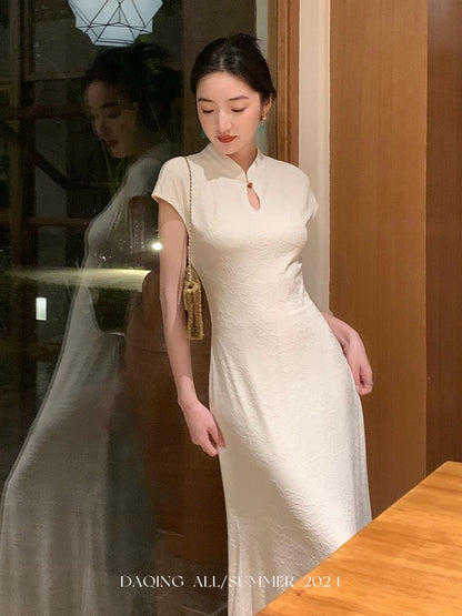 Xu Daqing [Qingwan] New Chinese style elegant textured knitted cheongsam collar dress for women high waist slim long skirt