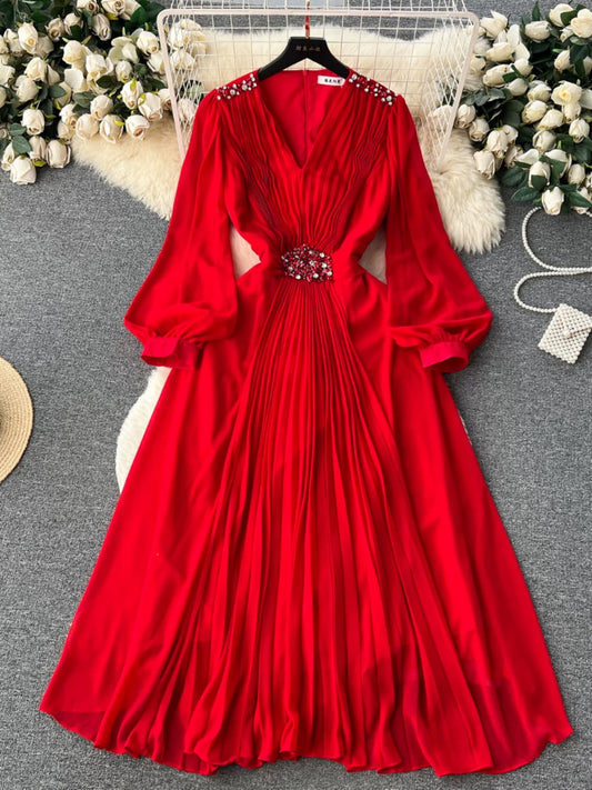 French retro high-end V-neck lantern sleeve studded dress for women with slim waist, elegant and elegant long skirt
