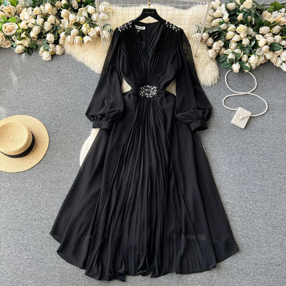 French retro high-end V-neck lantern sleeve studded dress for women with slim waist, elegant and elegant long skirt
