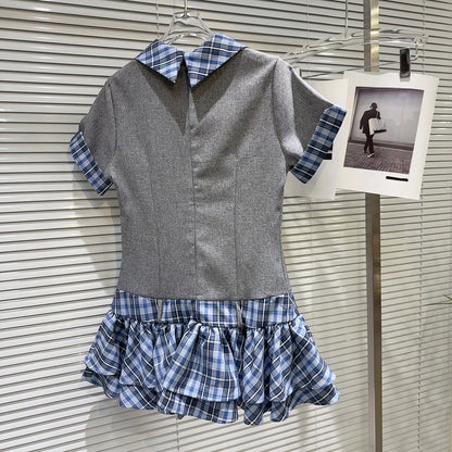 Internet celebrity style 2025 summer new style personality sweet and spicy strappy plaid splicing short-sleeved dress + shorts set