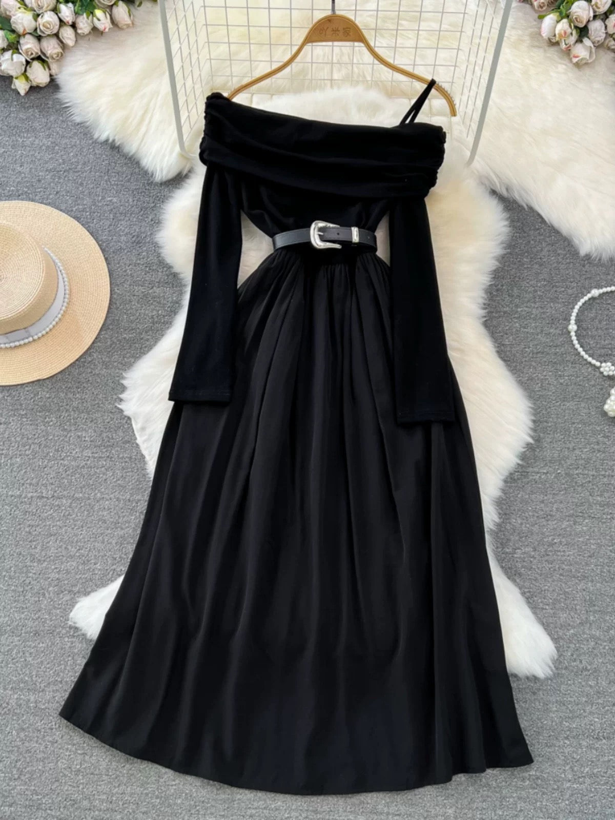 French Hepburn style ladylike temperament slant collar off-shoulder ruffled suspender waist slimming A-line dress for women