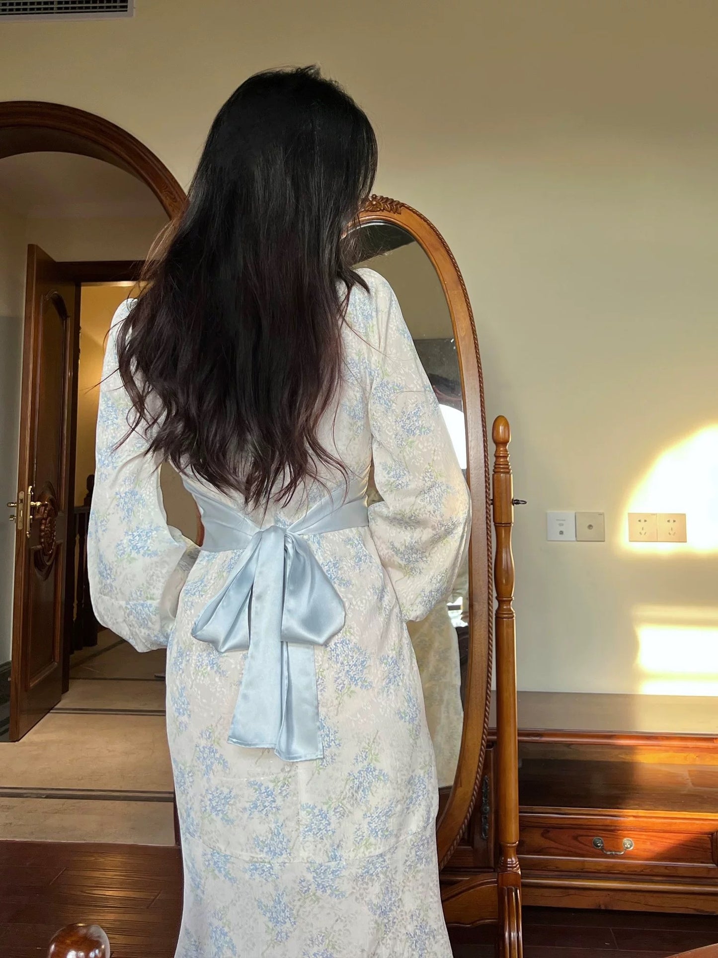 PartyYan "Blue Bell" gentle temperament and high-quality improved Hanfu waist-cinching long-sleeved dress for early autumn