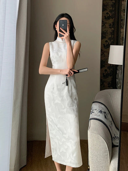 Guo Ge's White Dress Women's 2024 Summer New Style Super Beautiful New Chinese Style Sleeveless Slim Jacquard Improved Cheongsam