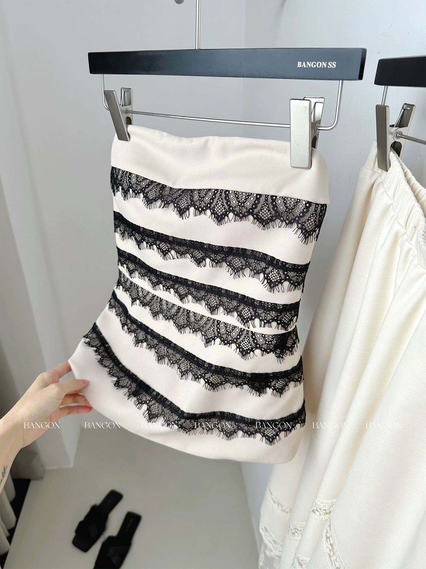 BANGON INS one-shoulder tube top for women French style lace stitching pure hot girl slim fit